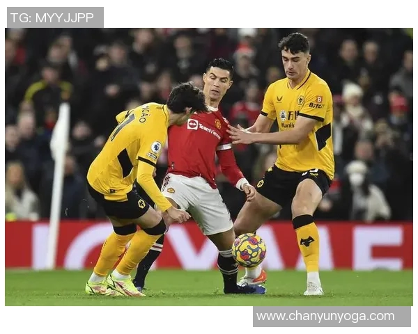 英超狼队对阵曼联精彩直播全程回顾与赛后分析