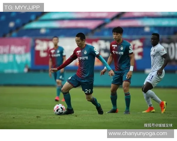 城南与蔚山现代足球直播对决精彩回顾及赛前分析全方位解读