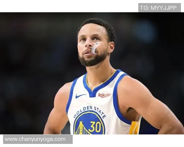 库里三分大赛决赛狂轰20球创历史传奇表现引发全场欢呼 库里三分大赛决赛狂轰20球创历史传奇表现引发全场欢呼