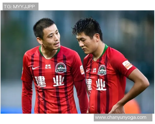 建业与武汉激战正酣比赛结果揭晓引发球迷热议