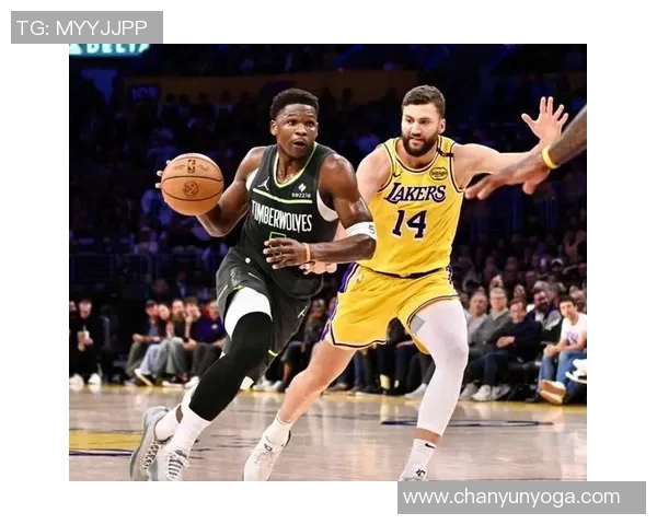 湖人对决蓝网精彩赛事回顾与分析11月4日比赛亮点与球员表现 湖人对决蓝网精彩赛事回顾与分析11月4日比赛亮点与球员表现