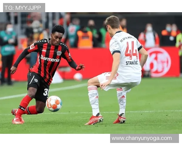 多特蒙德迎战乌迪内斯展现球队实力与战术对决的精彩较量