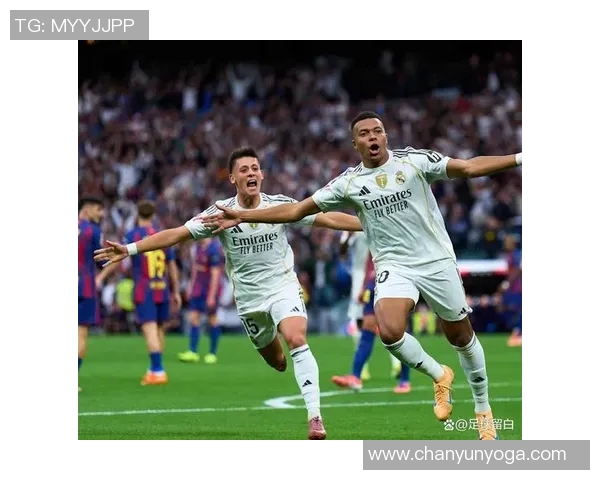 克罗斯领衔皇马新篇章展现足球艺术与团队精神的完美结合