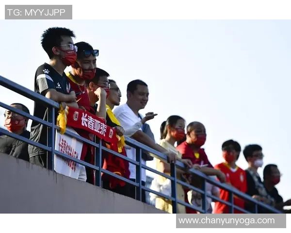 广州恒大迎战长春亚太全力争胜力争中超冠军荣耀之路